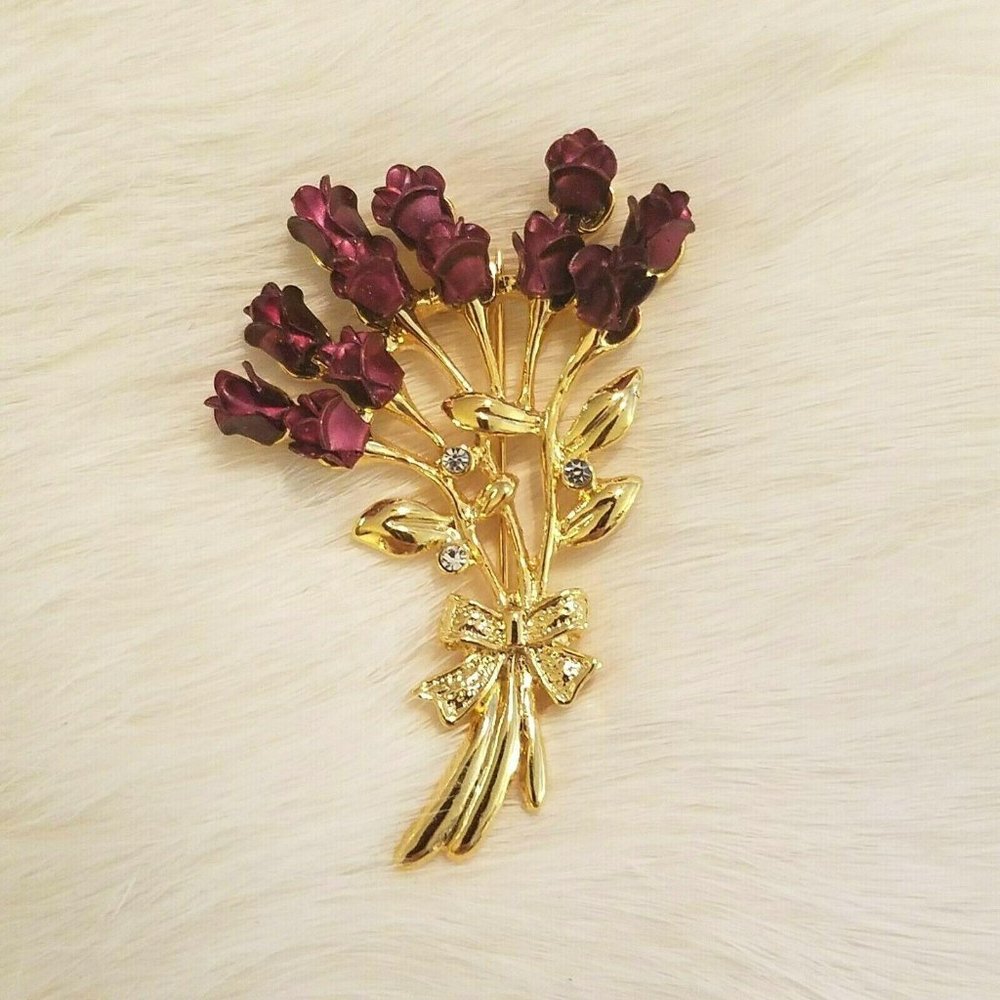 Vintage Rose Bouquet Brooch Rhinestone Gold Tone Dark Romantic Whimsigoth 4873